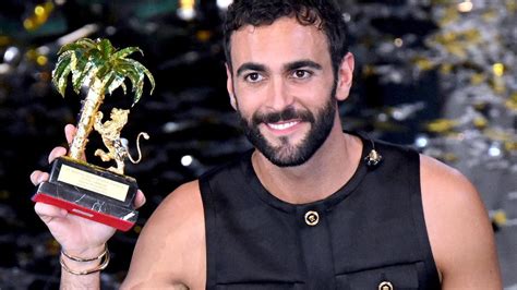 Le Festival de Sanremo: Un événement controversé marquant un tournant dans la carrière de Marco Mengoni